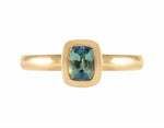 Yellow 18k gold ring with bi-colour sapphire