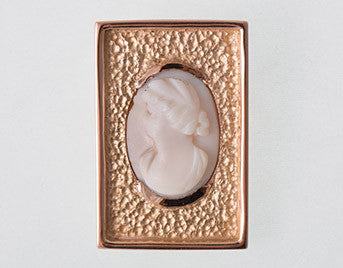 Rectangle pendant with cameo set in rose gold.