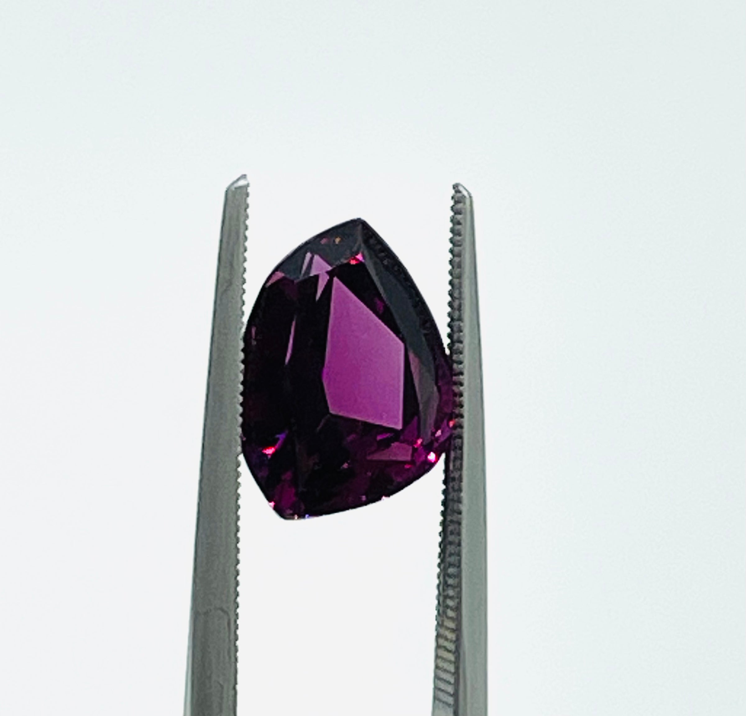 Rhodolite garnet