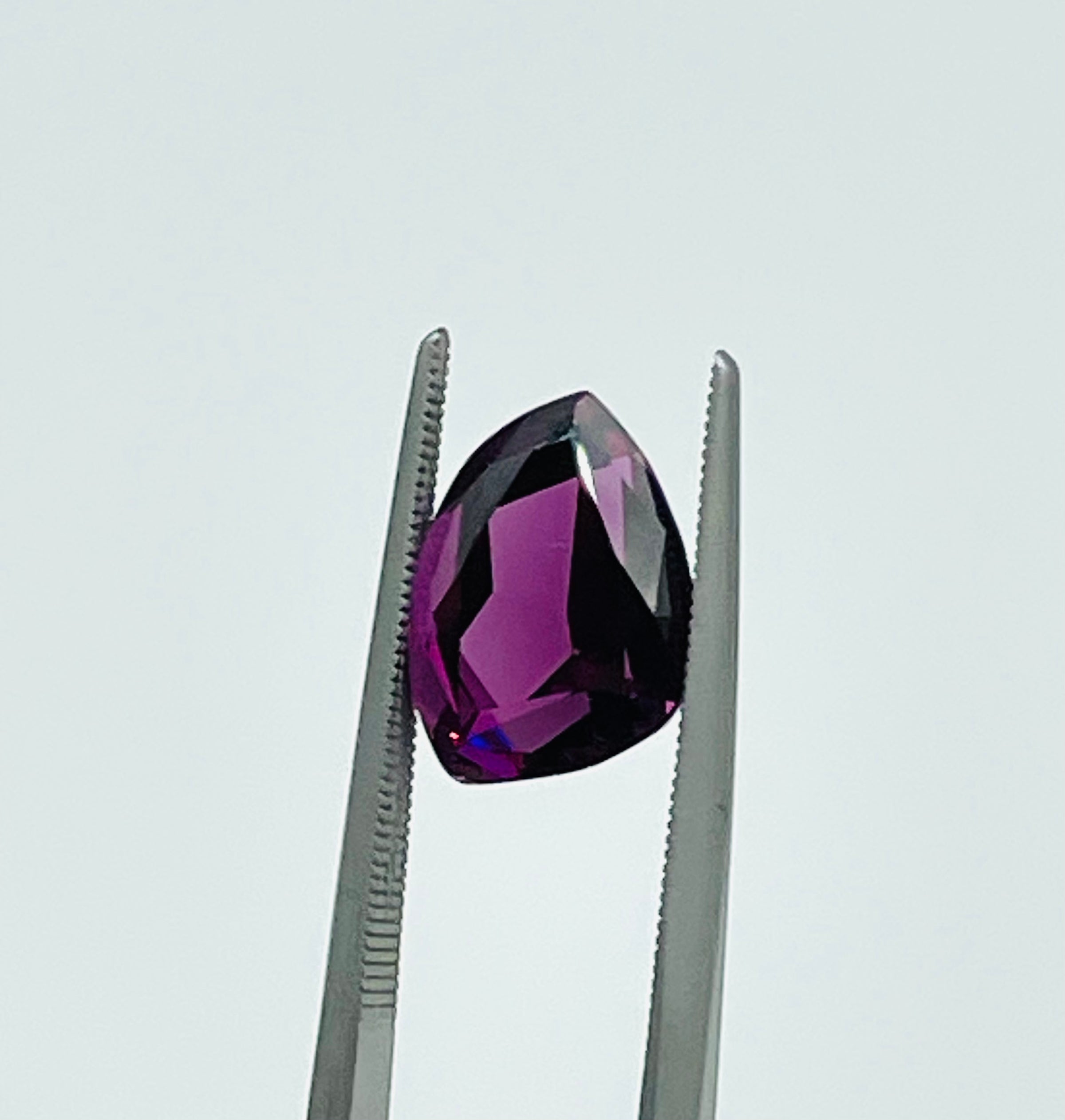 Rhodolite garnet