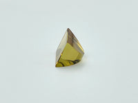 Pleochroic tourmaline