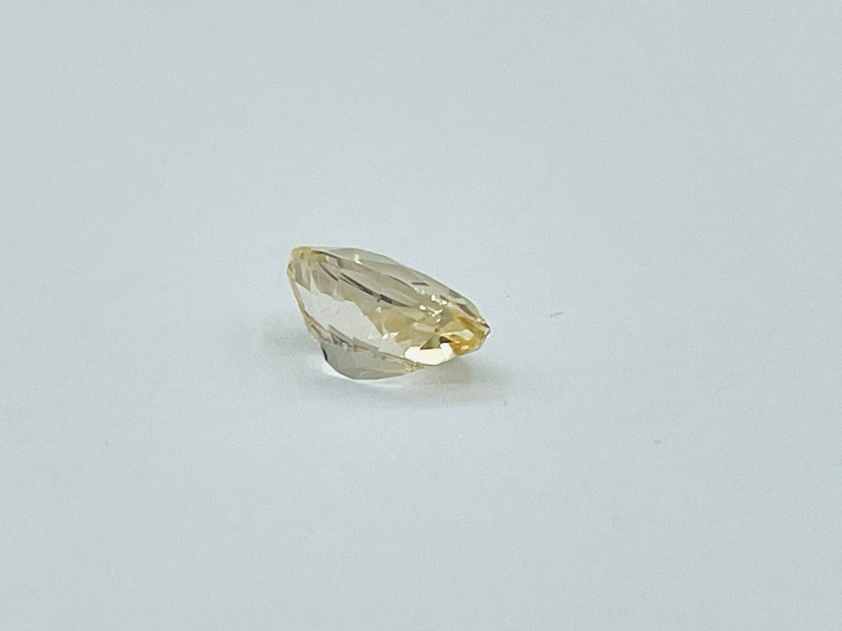 Peach coloured sapphire