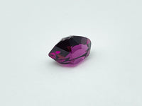 Rhodolite garnet, fancy cut.