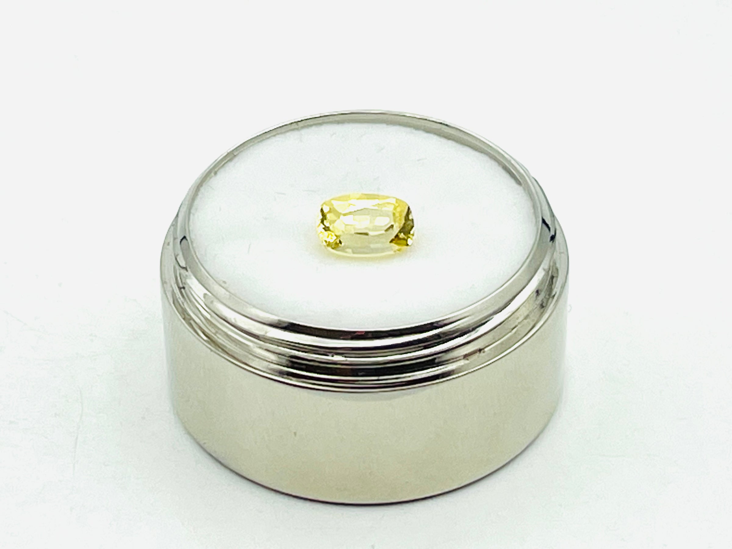 Yellow sapphire long cushion cut