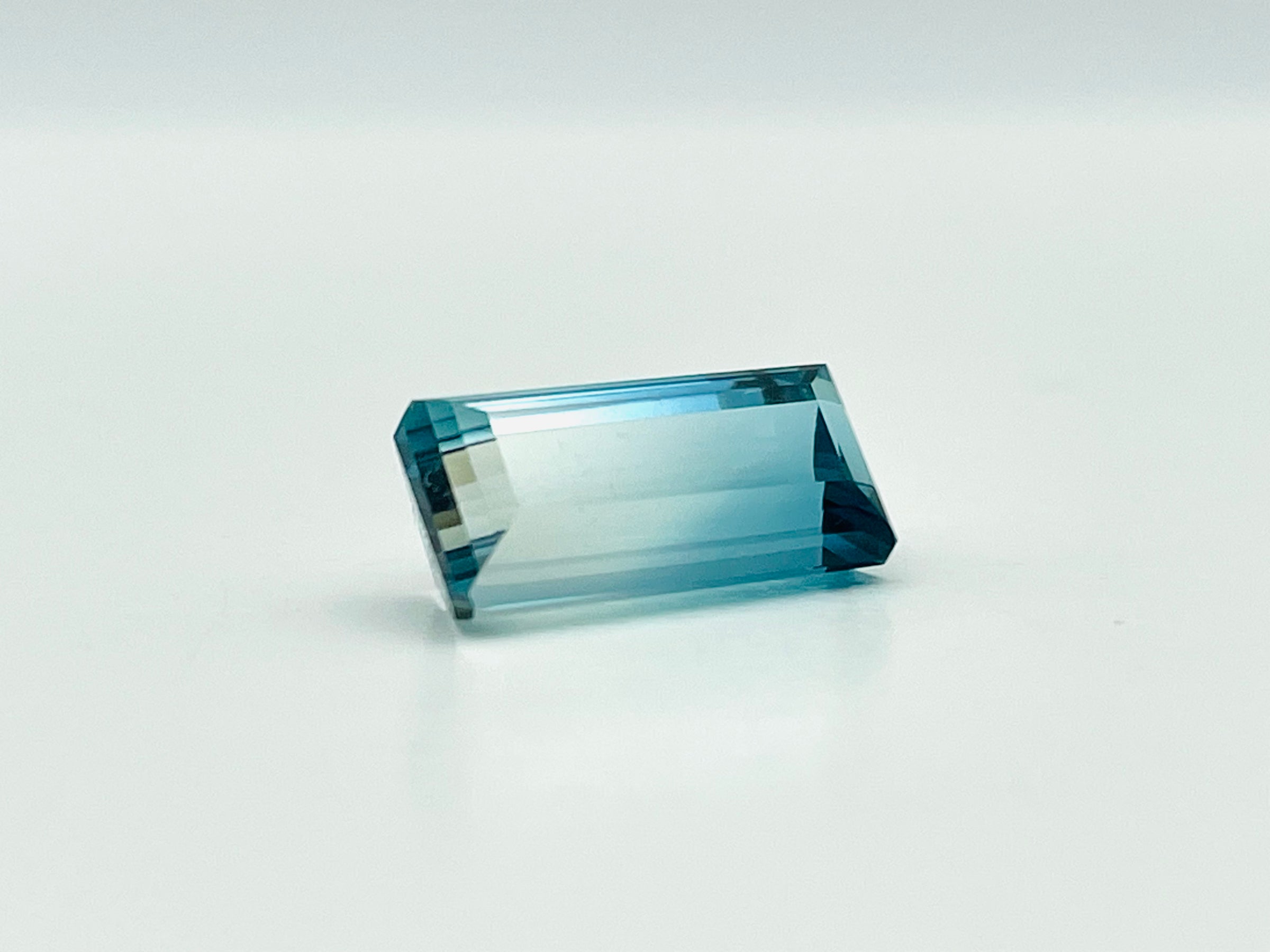 Bi-colour blue tourmaline