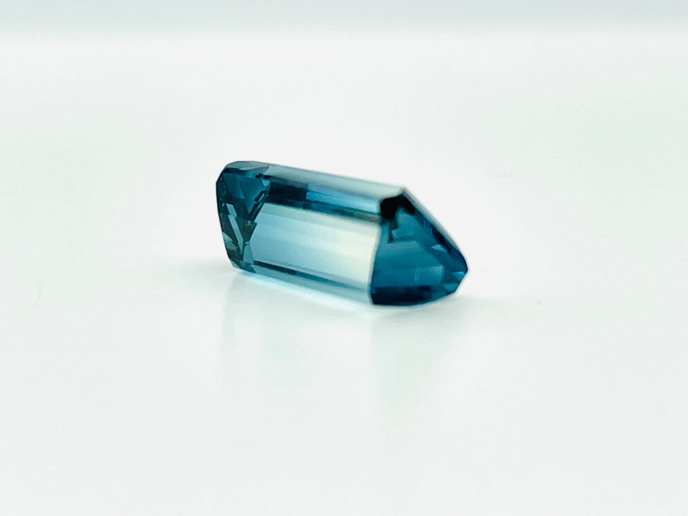 Bi-colour blue tourmaline