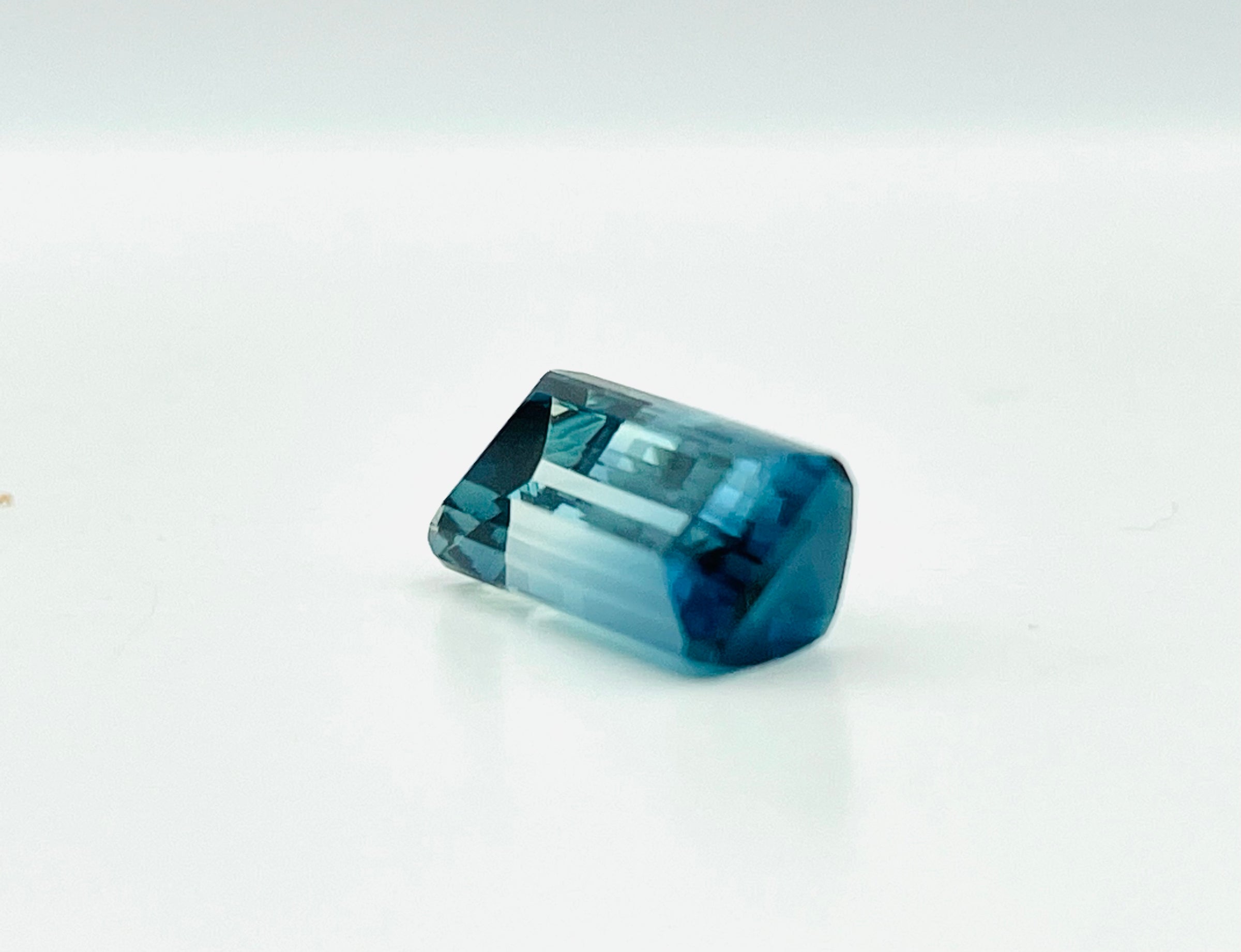 Bi-colour blue tourmaline