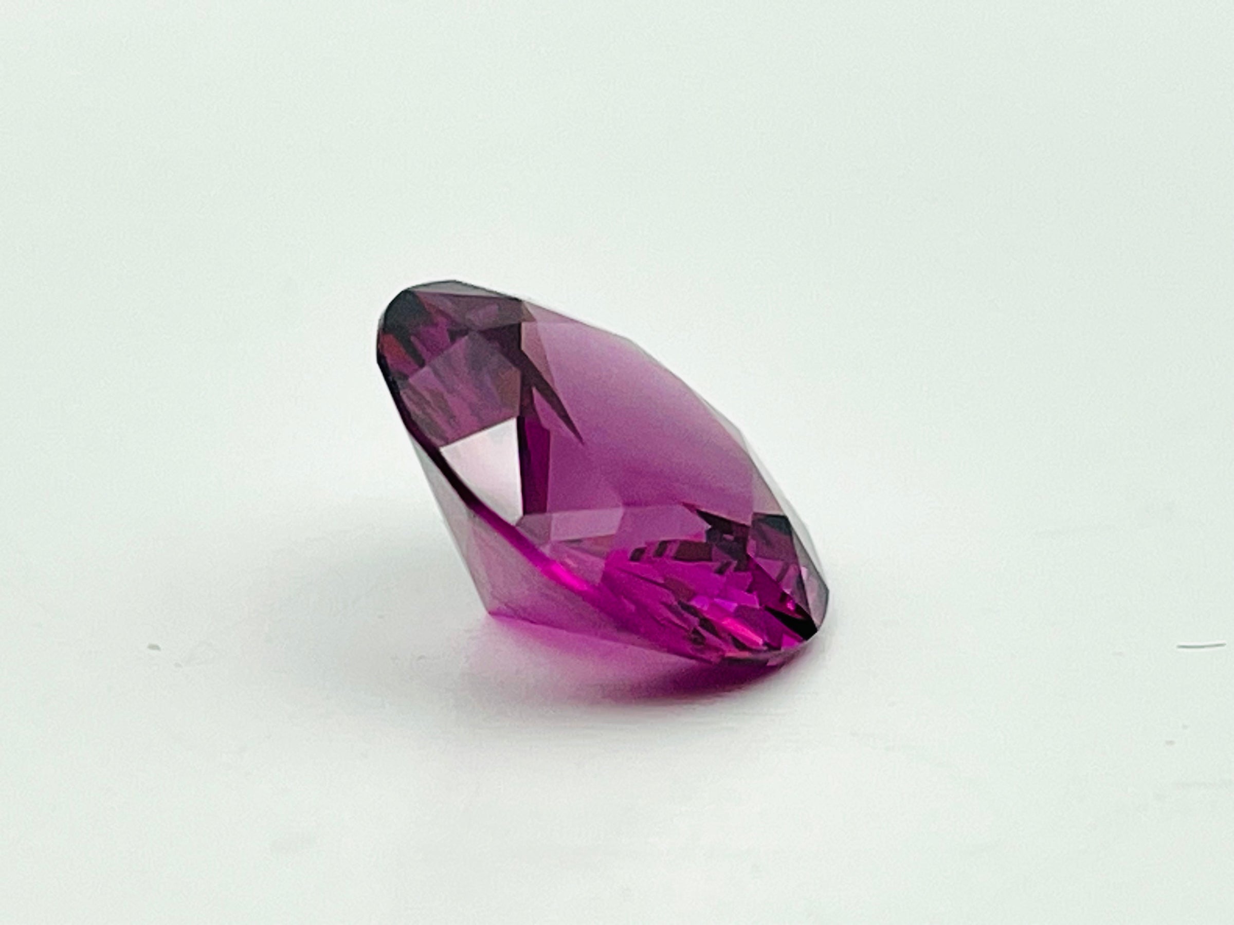 Natural rhodolite garnet