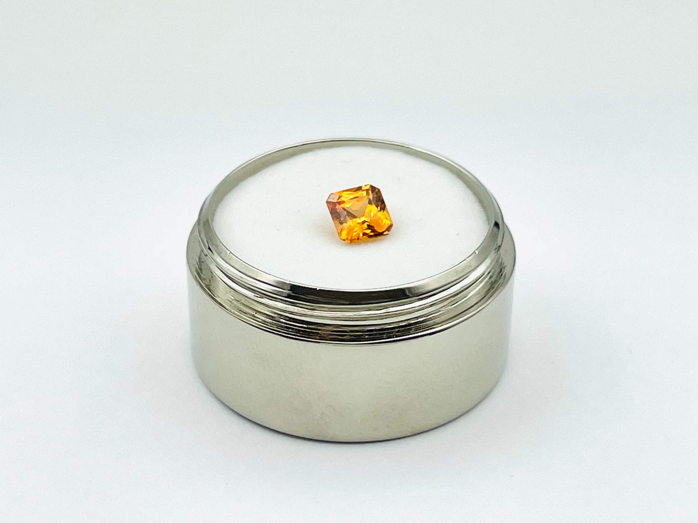 Orange mandarin garnet