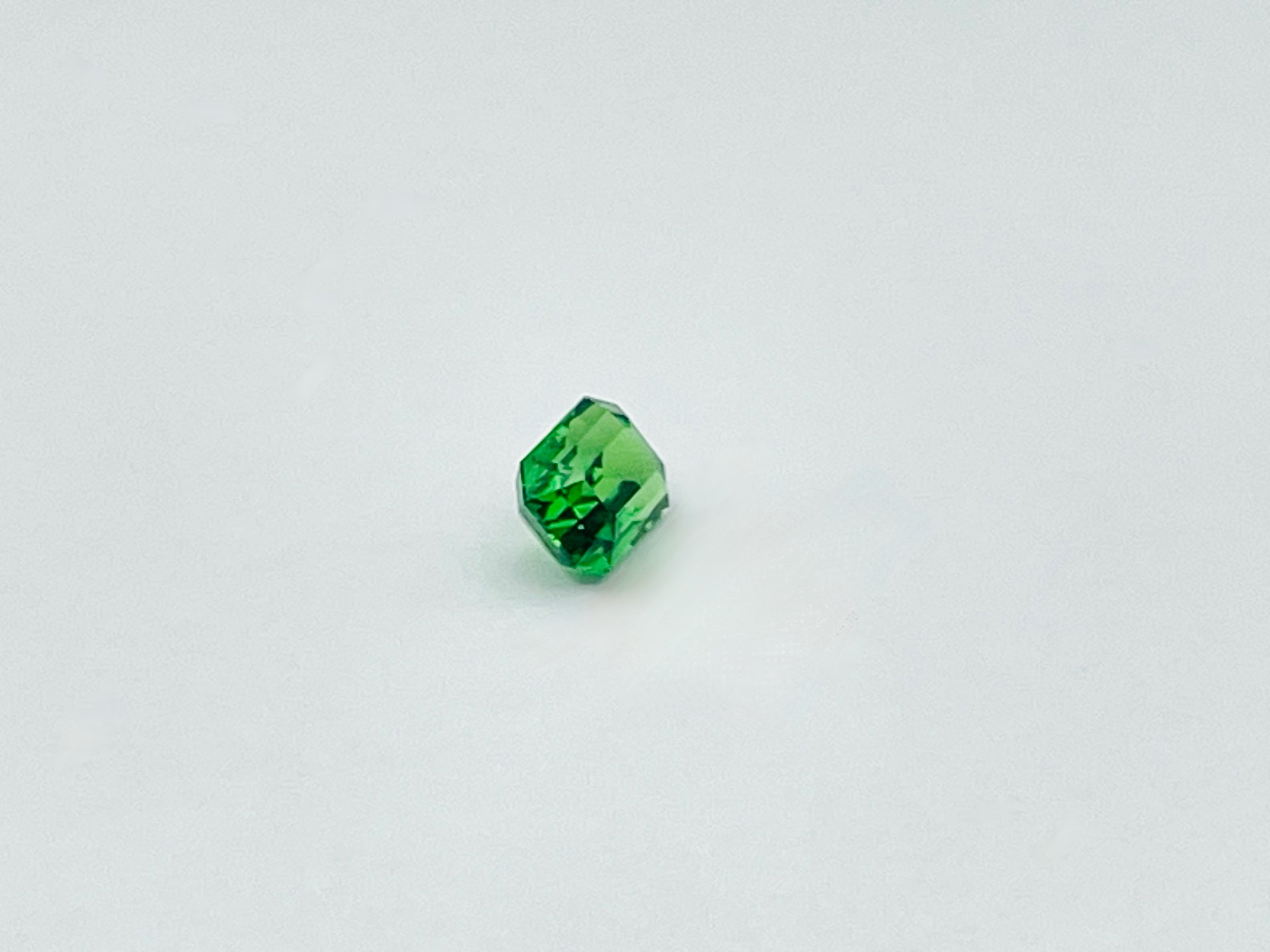 Green tsavorite garnet octagonal