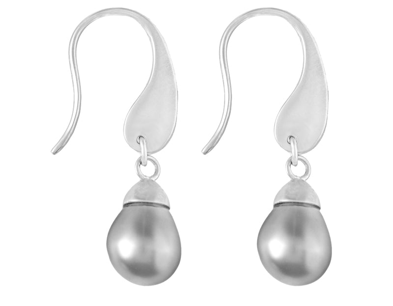 Tahitian pearls on platinum earrings