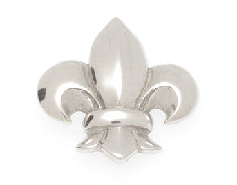Sterling silver sculpted fleur de lys pendant.