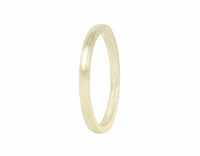 Green 18k gold plain skinny band.