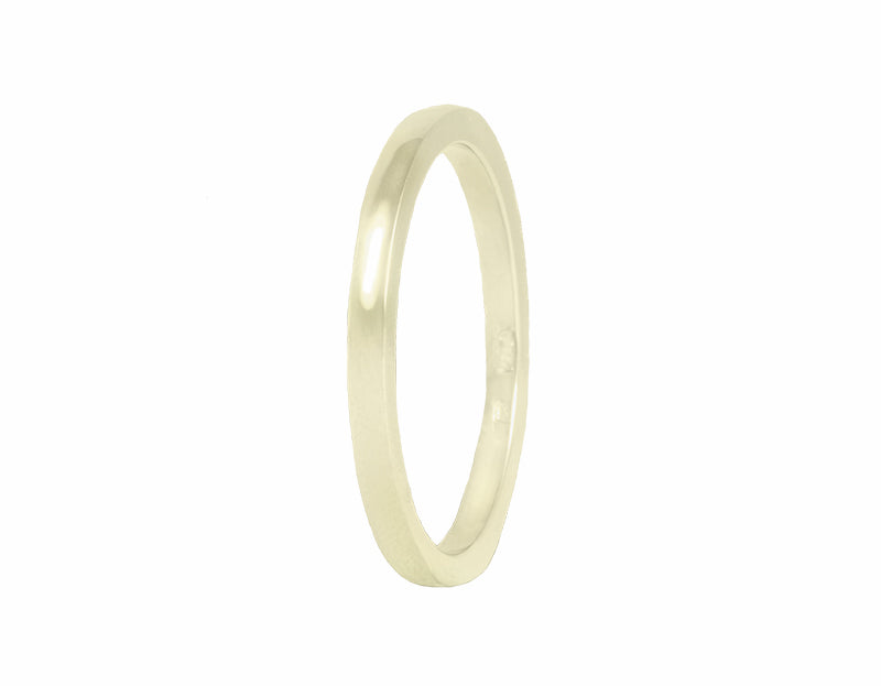 Green 18k gold plain skinny band.