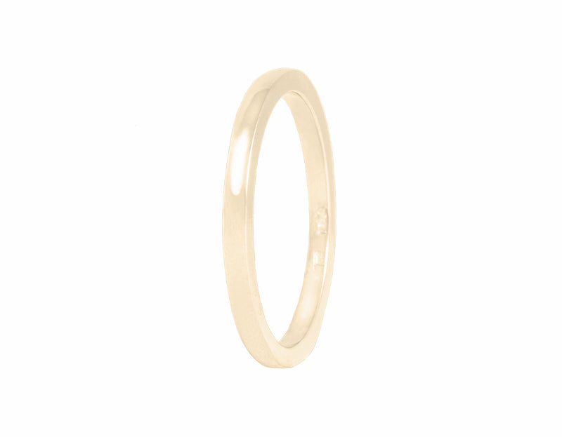 Yellow 18k gold plain skinny band.