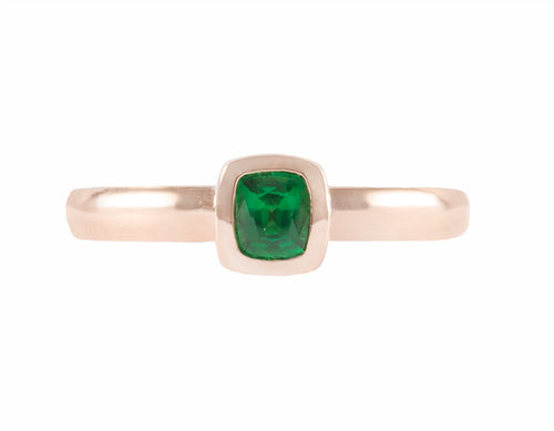 Tsavorite garnet in 18k rose gold.