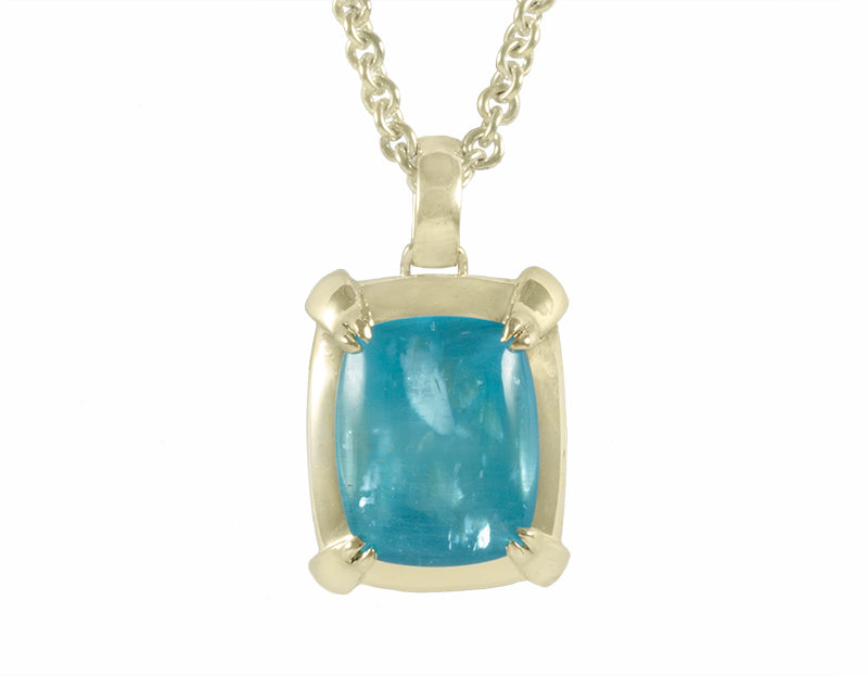Very large aquamarine in 18k green gold on handmade green gold chain